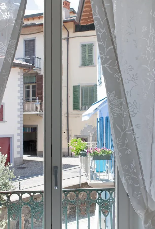 Iseo Lake - Rooms & Apartments Castro Panzió