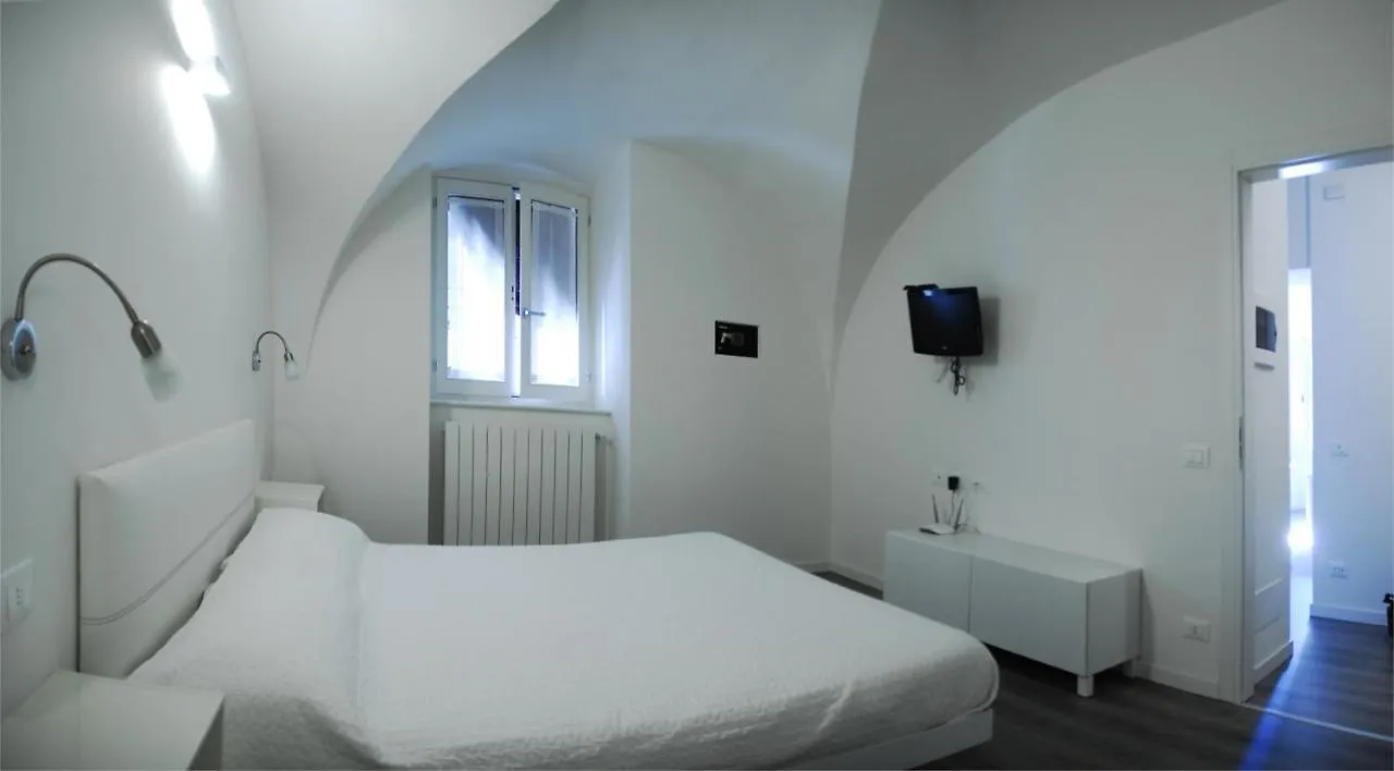 Iseo Lake - Rooms & Apartments Castro  Castro (Lombardy)
