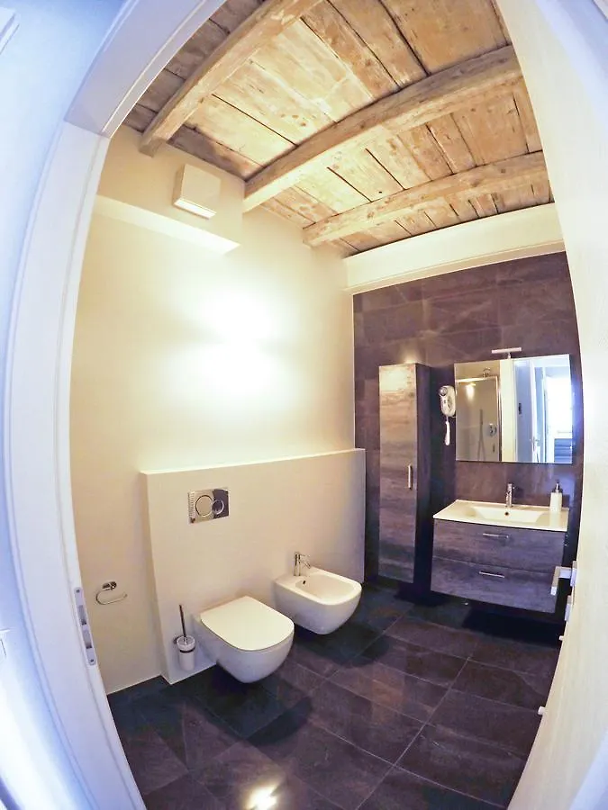 Iseo Lake - Rooms & Apartments Castro  Castro (Lombardy)