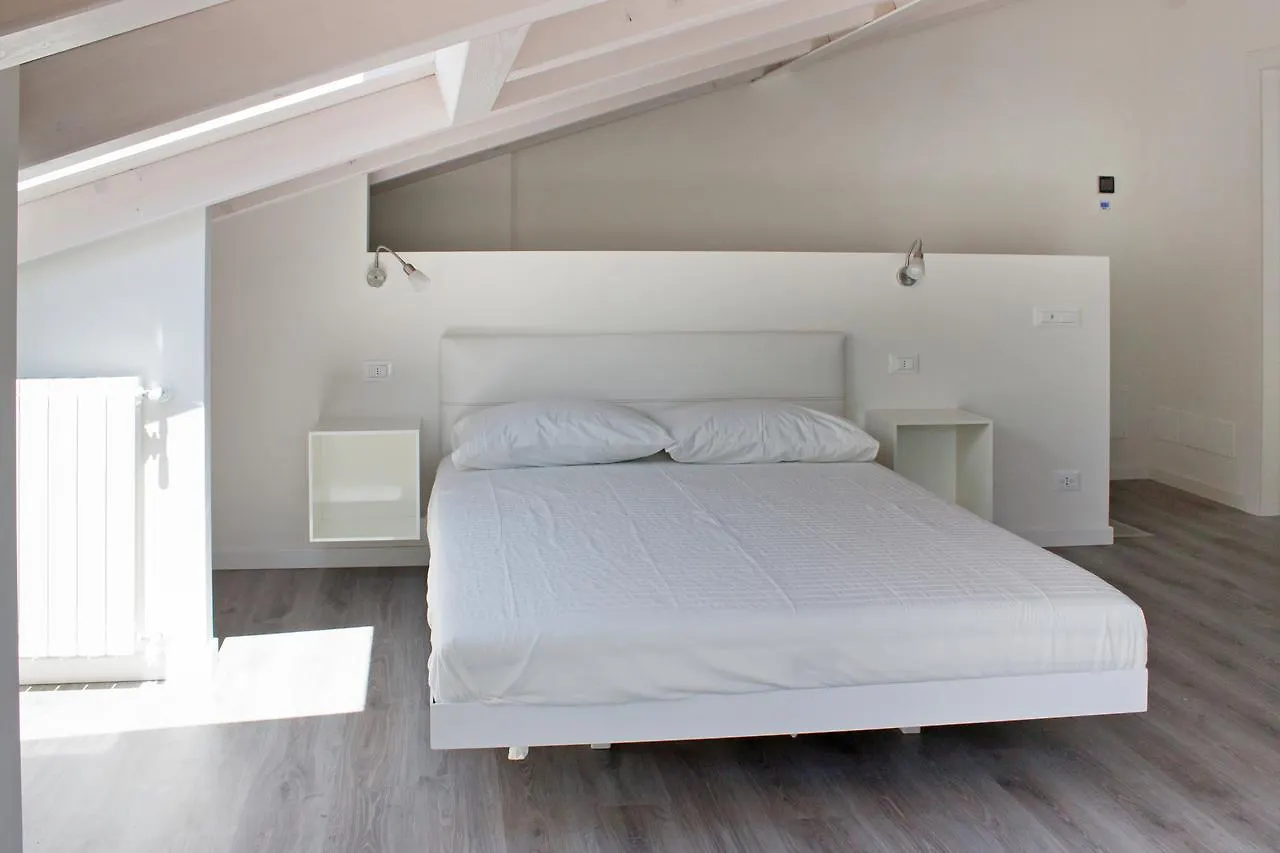 Iseo Lake - Rooms & Apartments Castro  Castro (Lombardy)