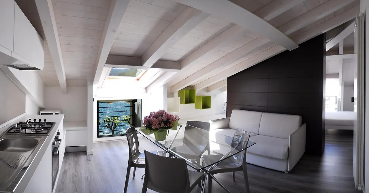 Iseo Lake - Rooms & Apartments Castro  Отель типа 